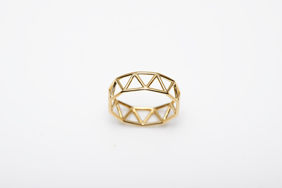 TRIANGLE RING-SOLO YG