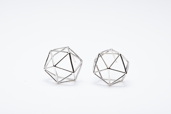 20._EARRINGS_L_K18WG