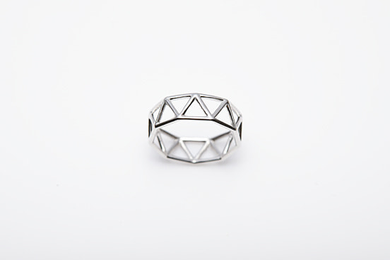 TRIANGLE RING-SOLO WG